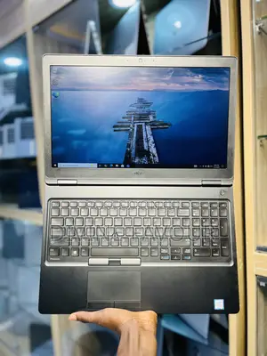 Laptop Dell Latitude 3520 16GB Intel Core I5 SSD 512GB