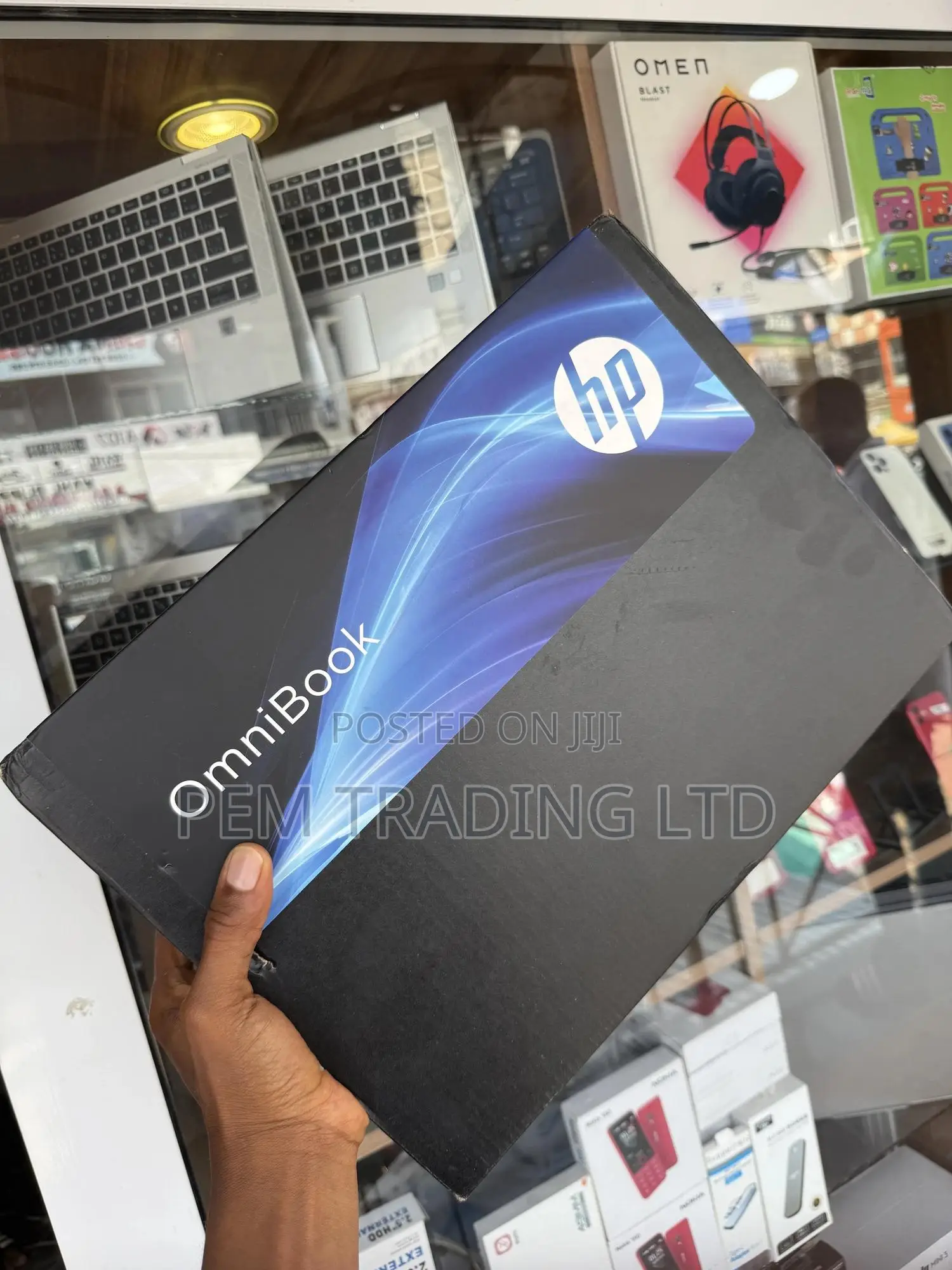 New Laptop HP OmniBook X Flip 14" 16GB Intel Core Ultra 7 SSD 1T