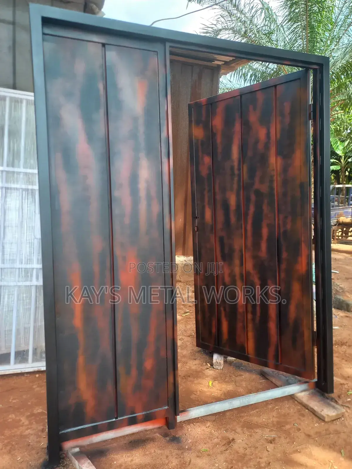 Modern Galvanized Steel Gate – Custom Made Installed