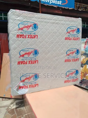 20" Queen Size Latex Foam Mattress(Thick Cover)