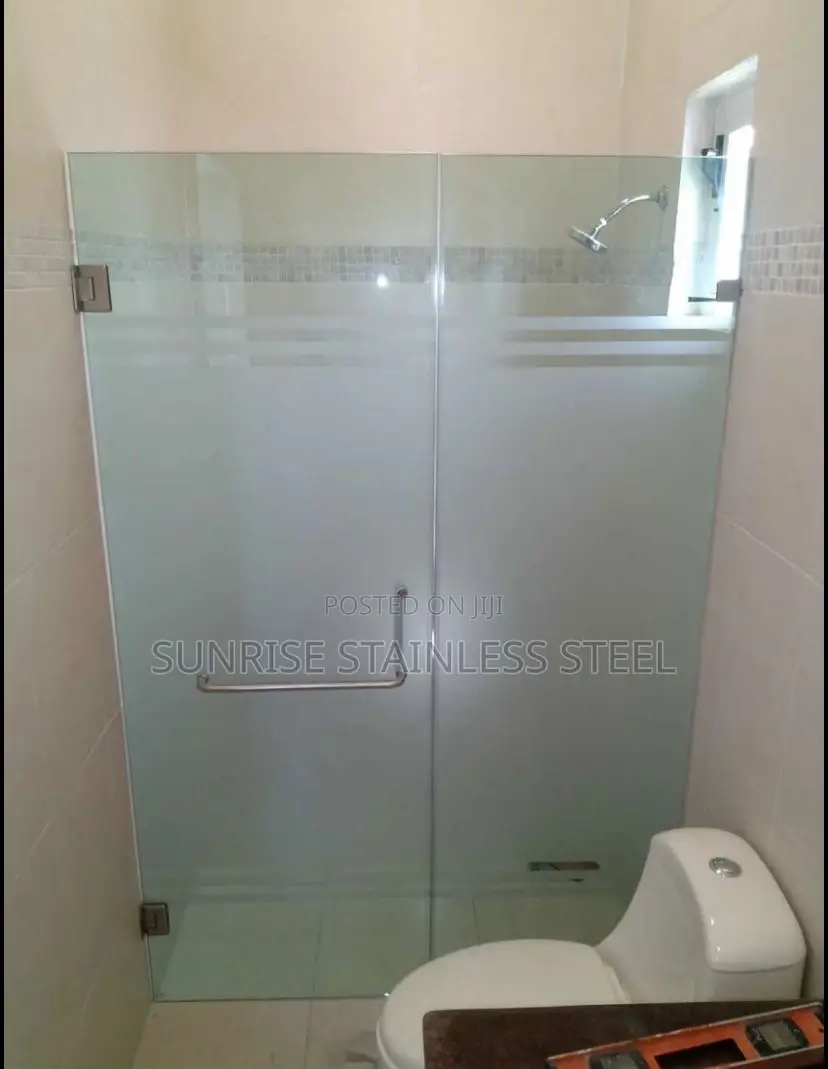 Shower Glass Partition