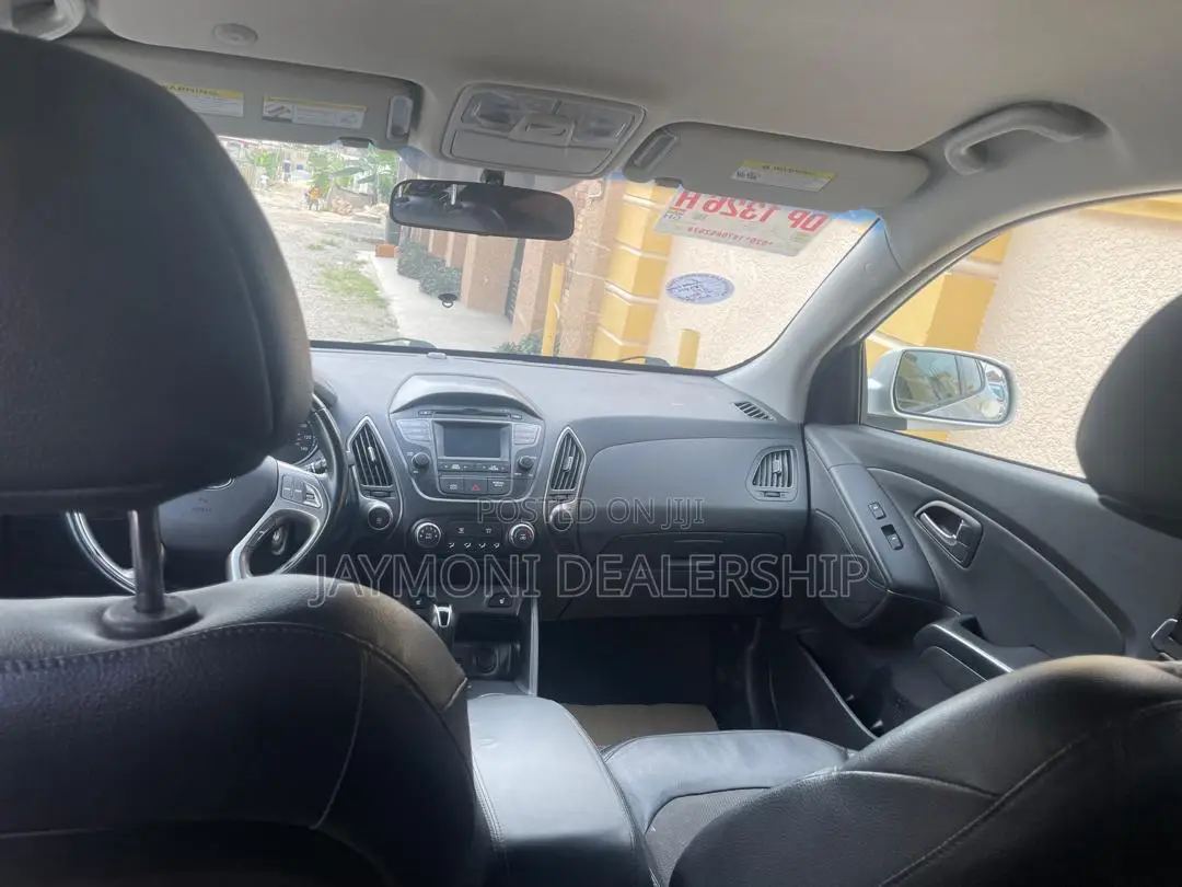 Hyundai Tucson 2015 Silver