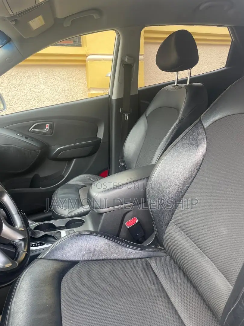 Hyundai Tucson 2015 Silver