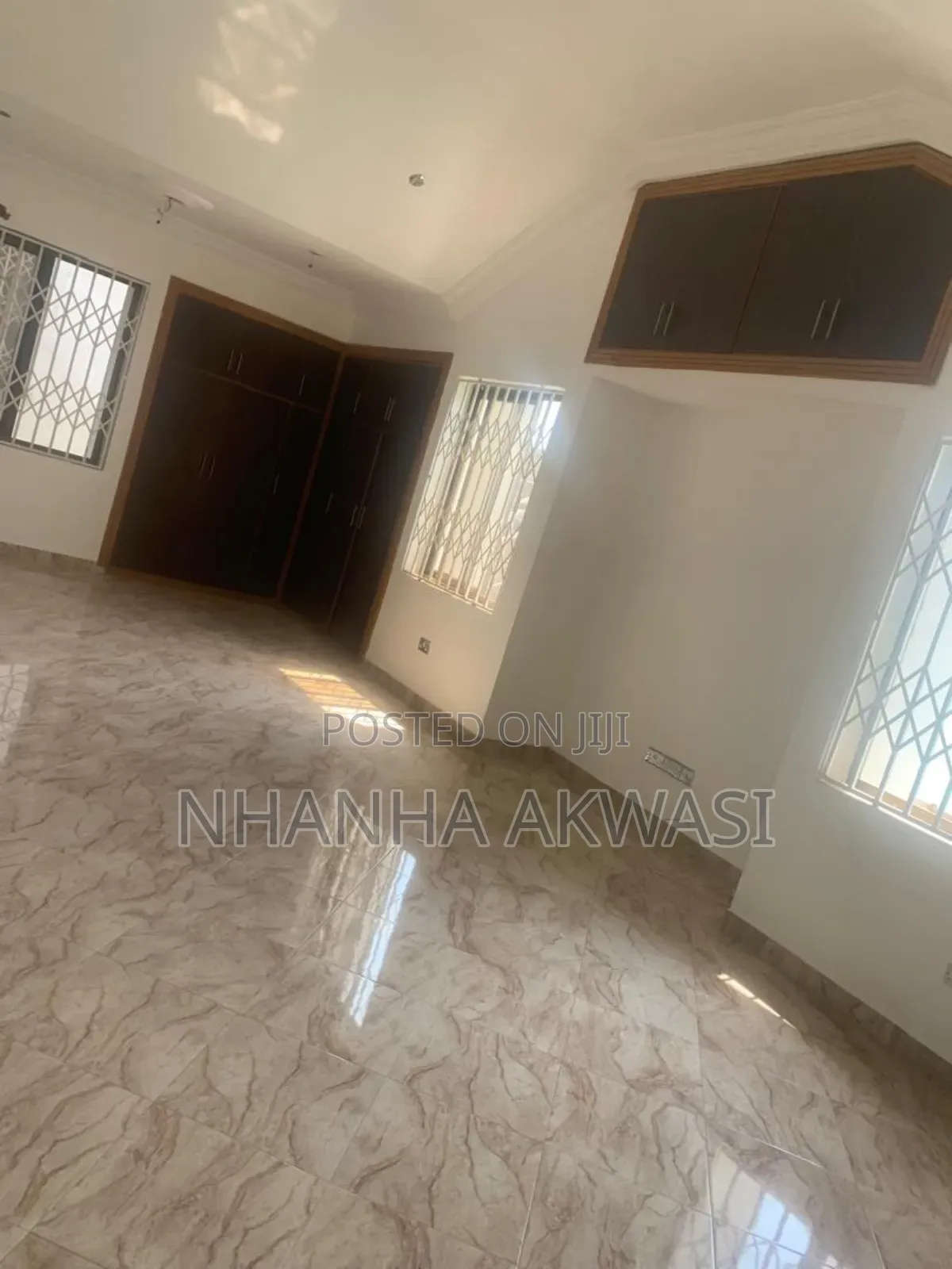 5bdrm House in Klagon Ndc, Sakumono for rent