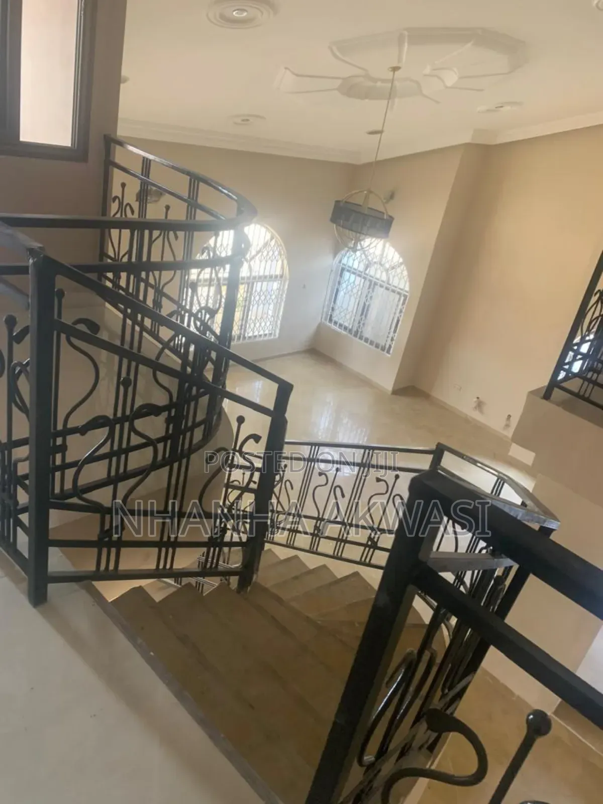 5bdrm House in Klagon Ndc, Sakumono for rent
