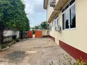 3bdrm House in Tema Com10 for rent