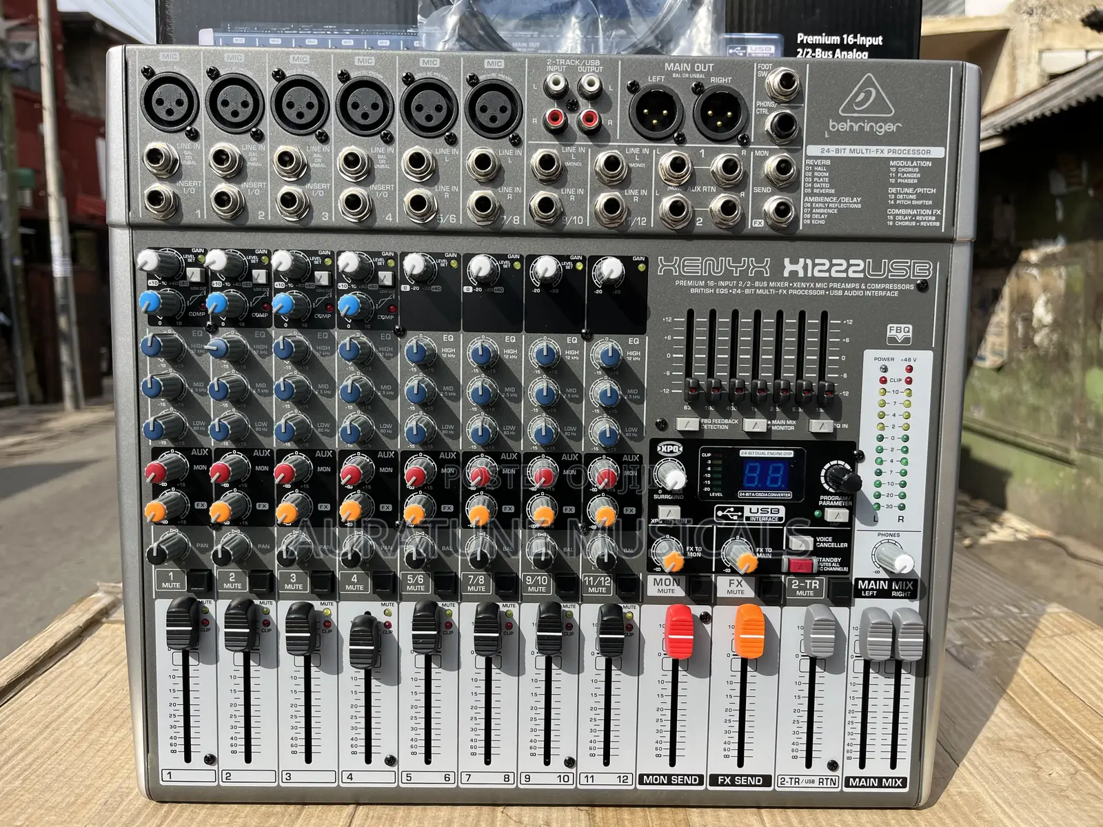 Xenyx X1222usb 12 Channel Mixer With Usb and Effects