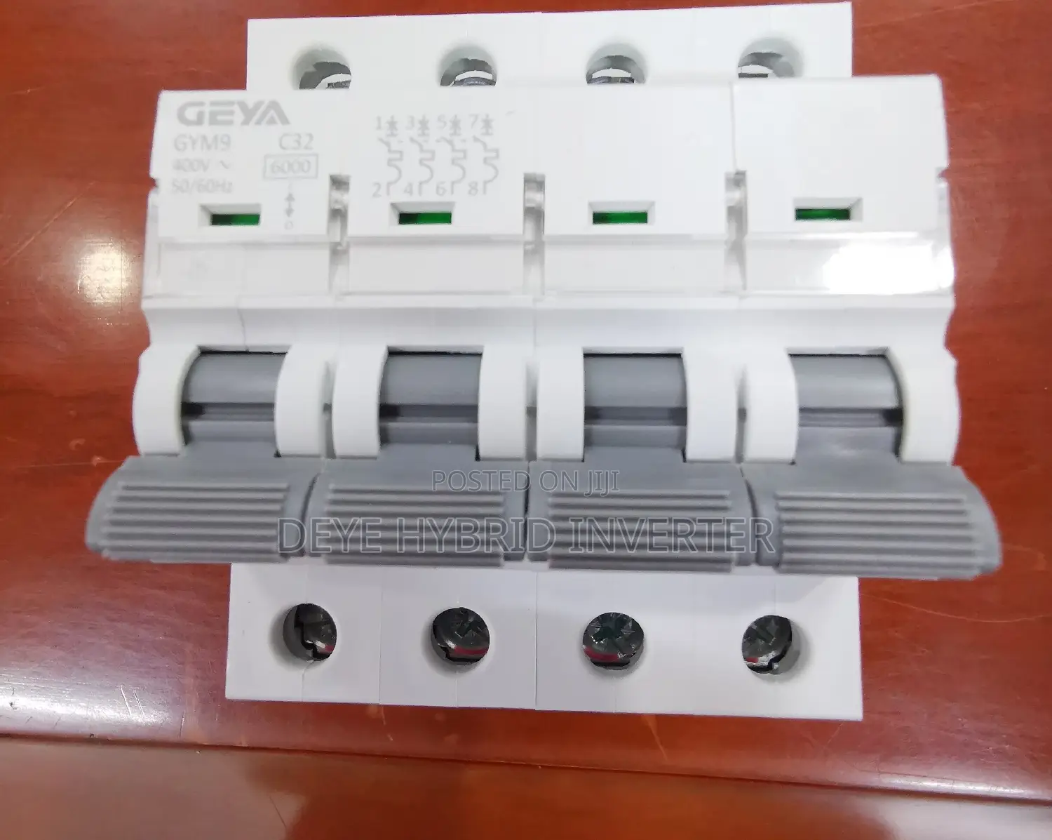 Ac Breaker 4p 32a