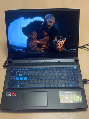 Laptop MSI Katana 15 16GB AMD Ryzen 7 SSD 1T
