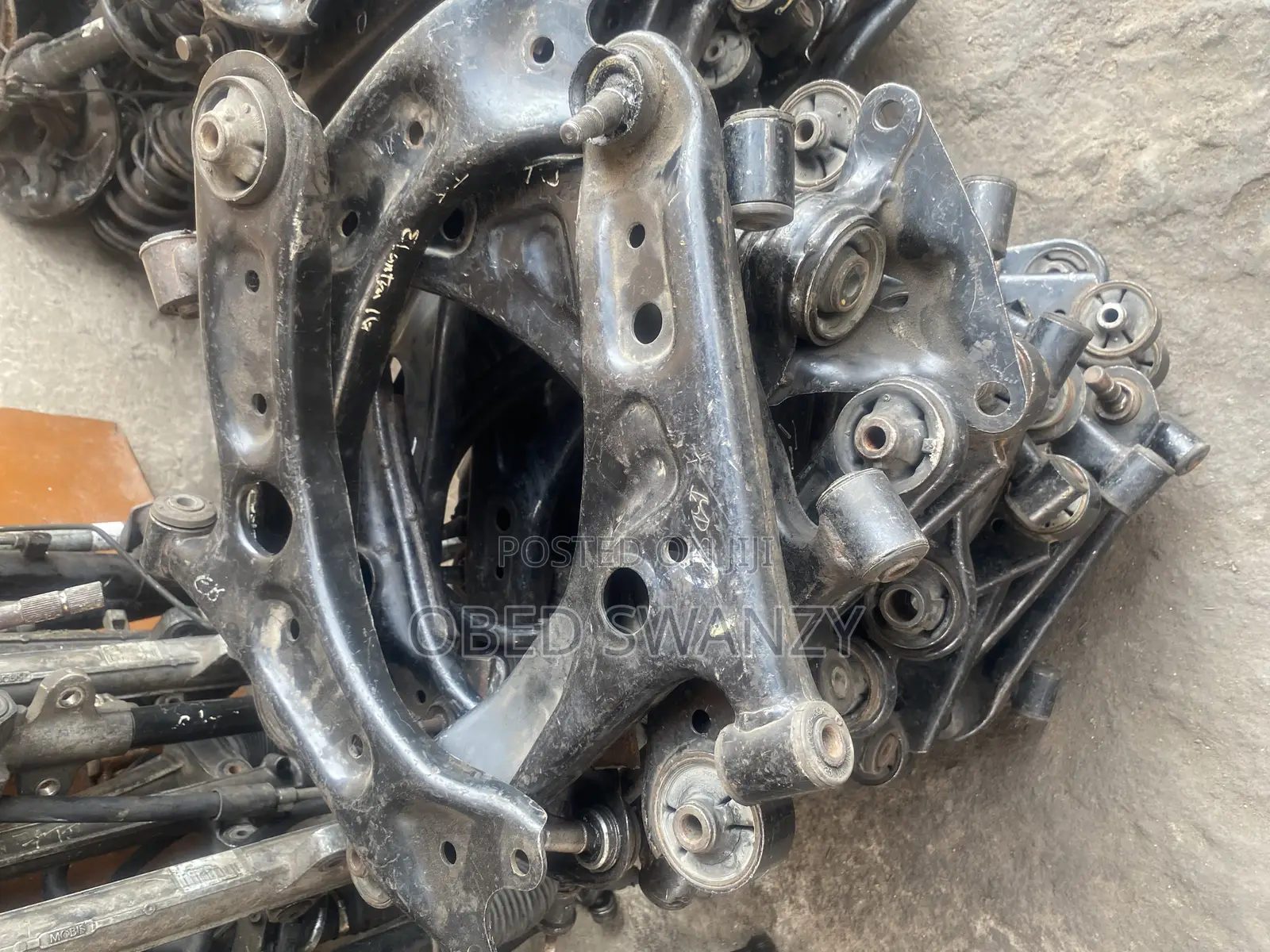 Toyota Corolla Lower Arm Pair