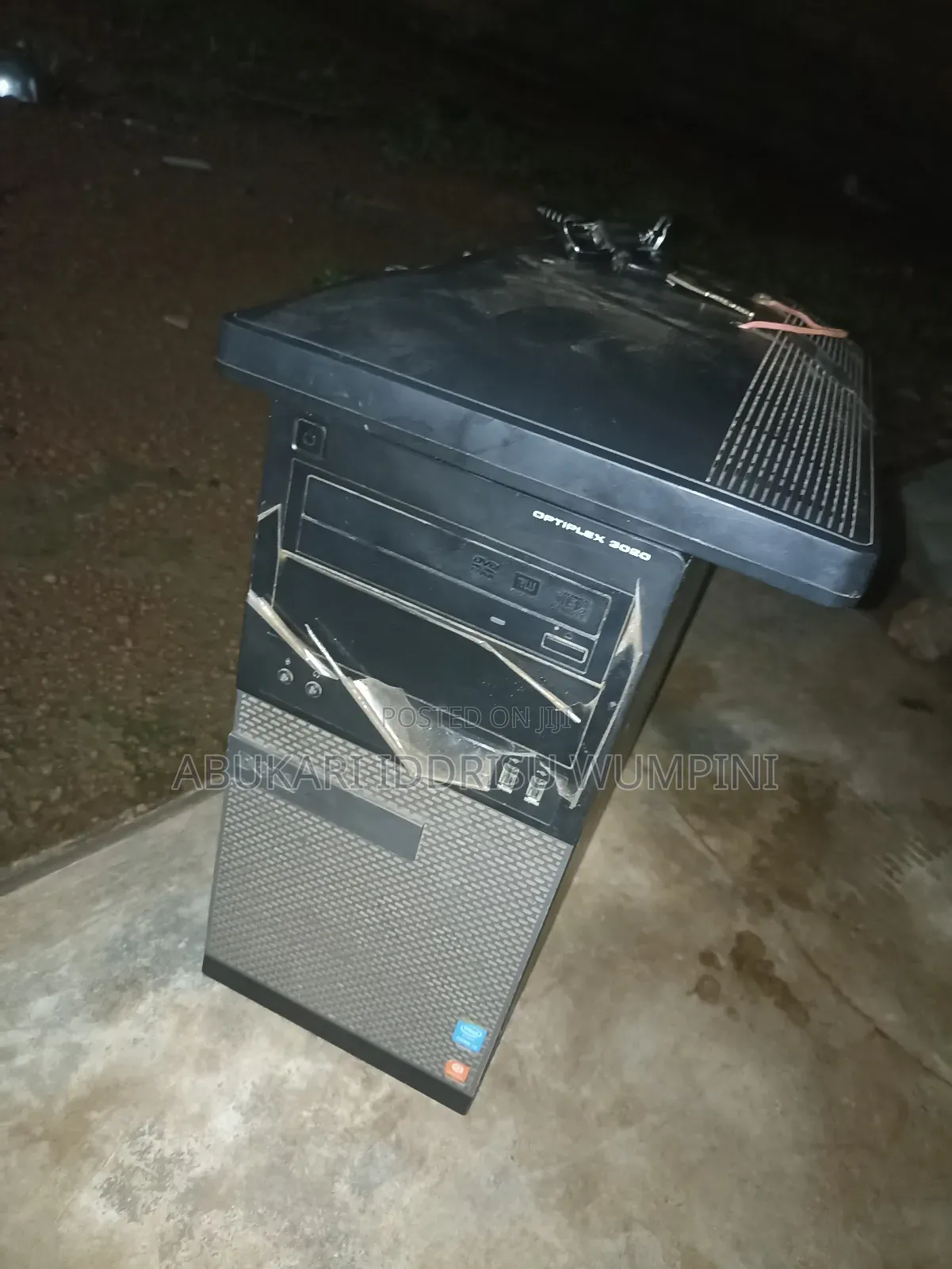 Desktop Computer Dell OptiPlex 3020 1GB Intel Core I7 HDD 320GB