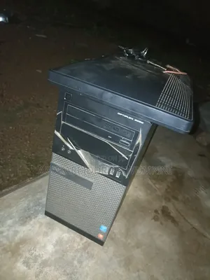 Desktop Computer Dell OptiPlex 3020 1GB Intel Core I7 HDD 320GB