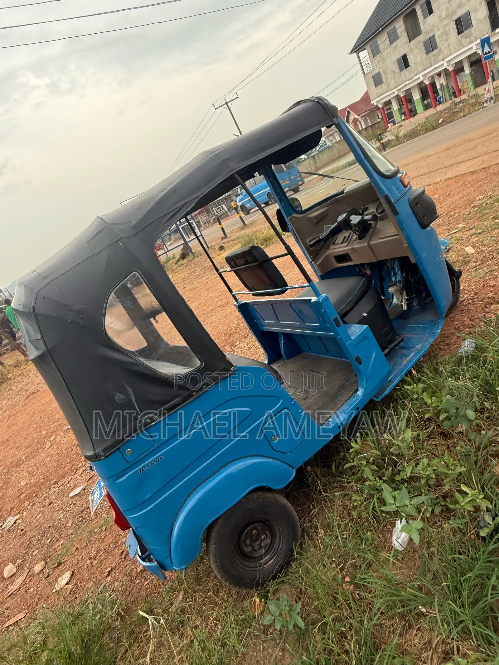 Bajaj RE 2024 Blue