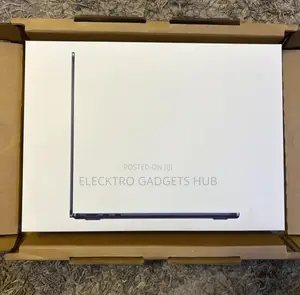 New Laptop Apple MacBook Air 2022 M2 8GB Apple M2 SSD 512GB