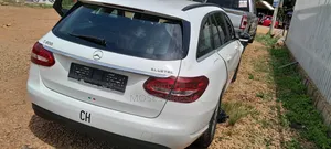 Mercedes-Benz C200 2015 White
