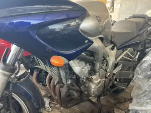 Yamaha FZ 2010 Silver