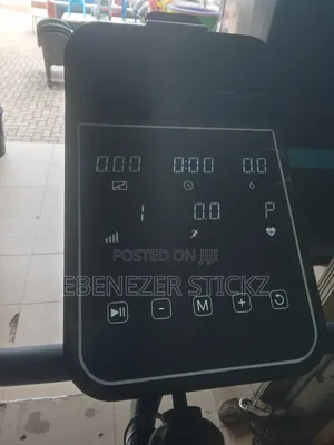 Reebok Fr30 Exercise Bike With Connected Fitness – Black
