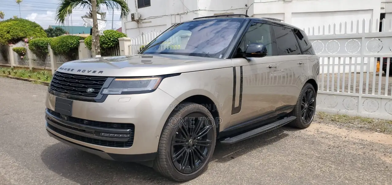 Land Rover Range Rover Vogue 2023 Gold