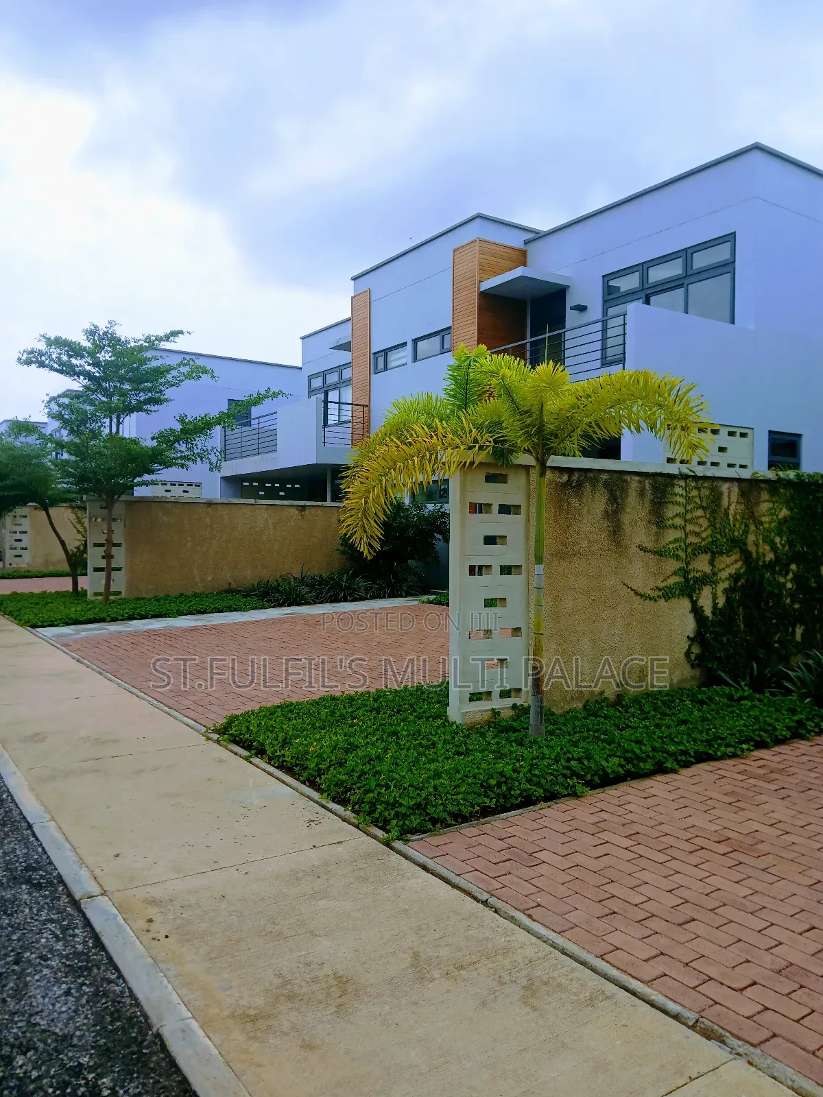 3bdrm Townhouse / Terrace in Oyarifa, Adenta for rent