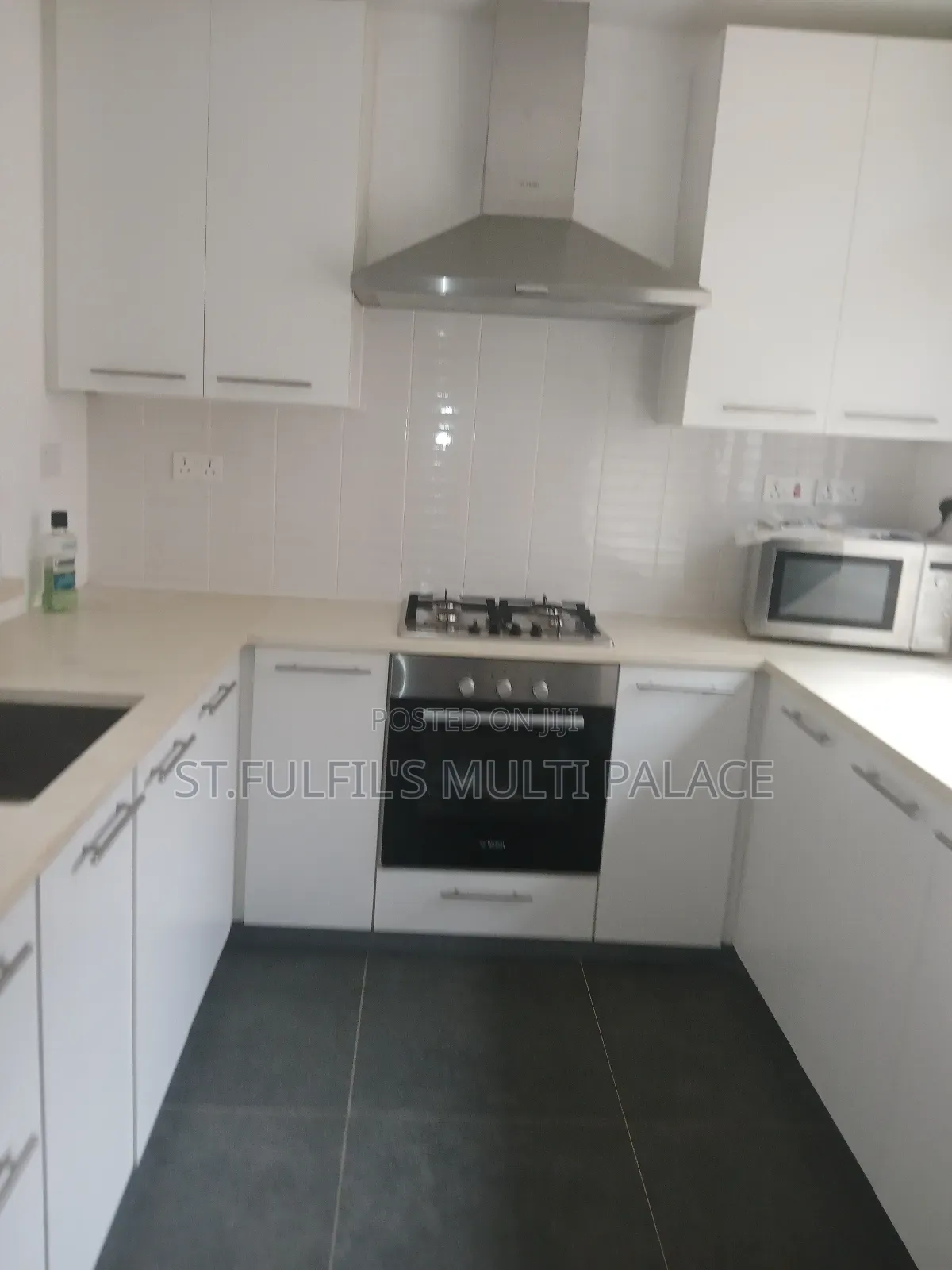 3bdrm Townhouse / Terrace in Oyarifa, Adenta for rent