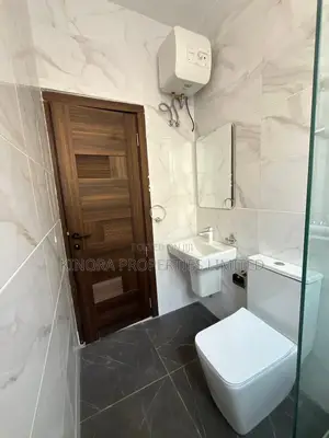 3bdrm Duplex in Adjiganor 69, East Legon for rent
