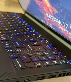 New Laptop MSI Stealth 16 AI Studio 32GB AMD Ryzen 9 SSD 1T