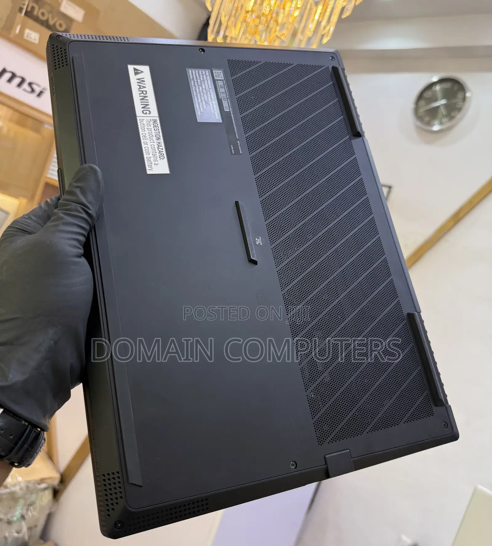 New Laptop MSI Stealth 16 AI Studio 32GB AMD Ryzen 9 SSD 1T