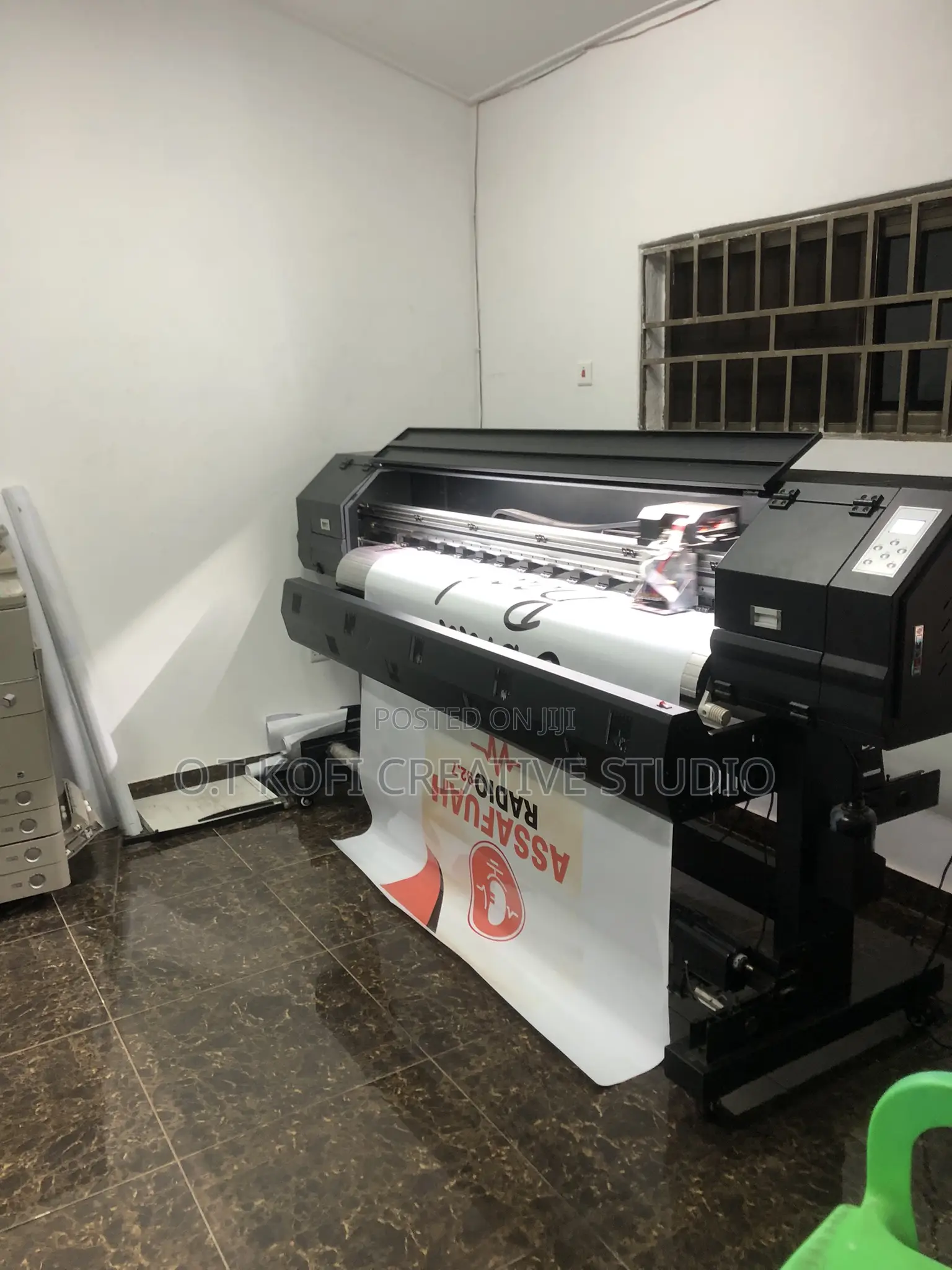 Large Format Print (Banners, Stickers, Lables, Etc)