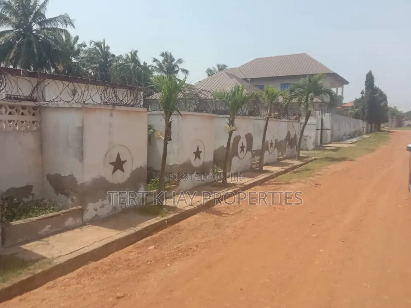 7bdrm House in Teshie Nungua Estate for sale