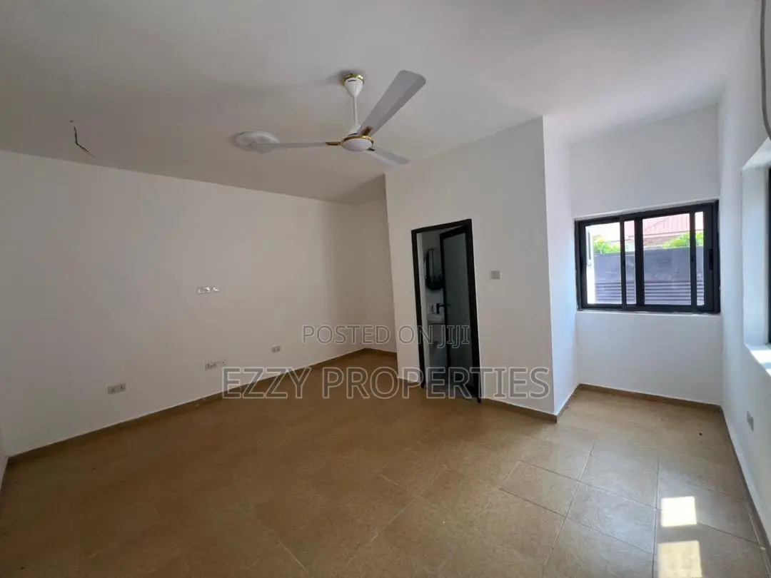 3bdrm House in Oyarifa for sale