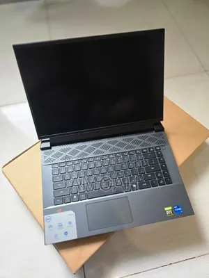 New Laptop Dell G16 7620 16GB Intel Core i7 SSD 512GB