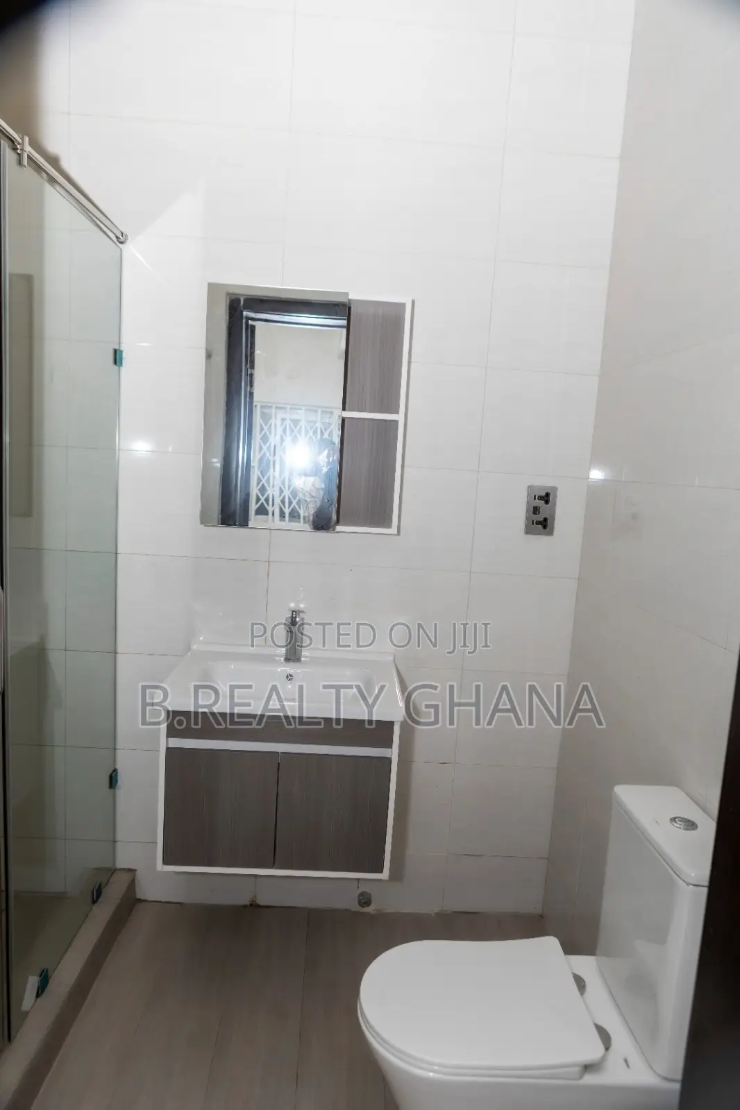 4bdrm House in Cantonments for rent