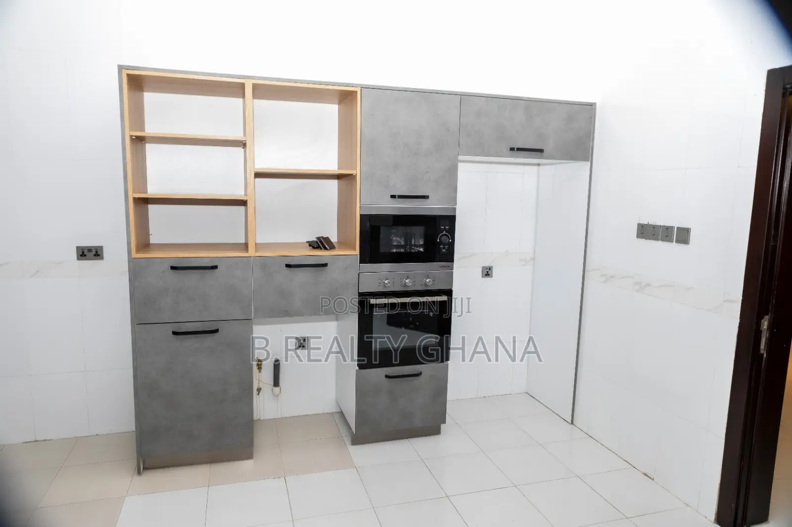 4bdrm House in Cantonments for rent