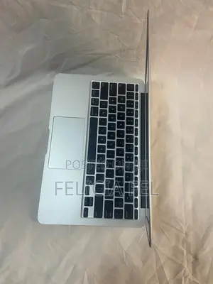 Laptop Apple MacBook Air 2015 8GB Intel Core i5 SSD 256GB