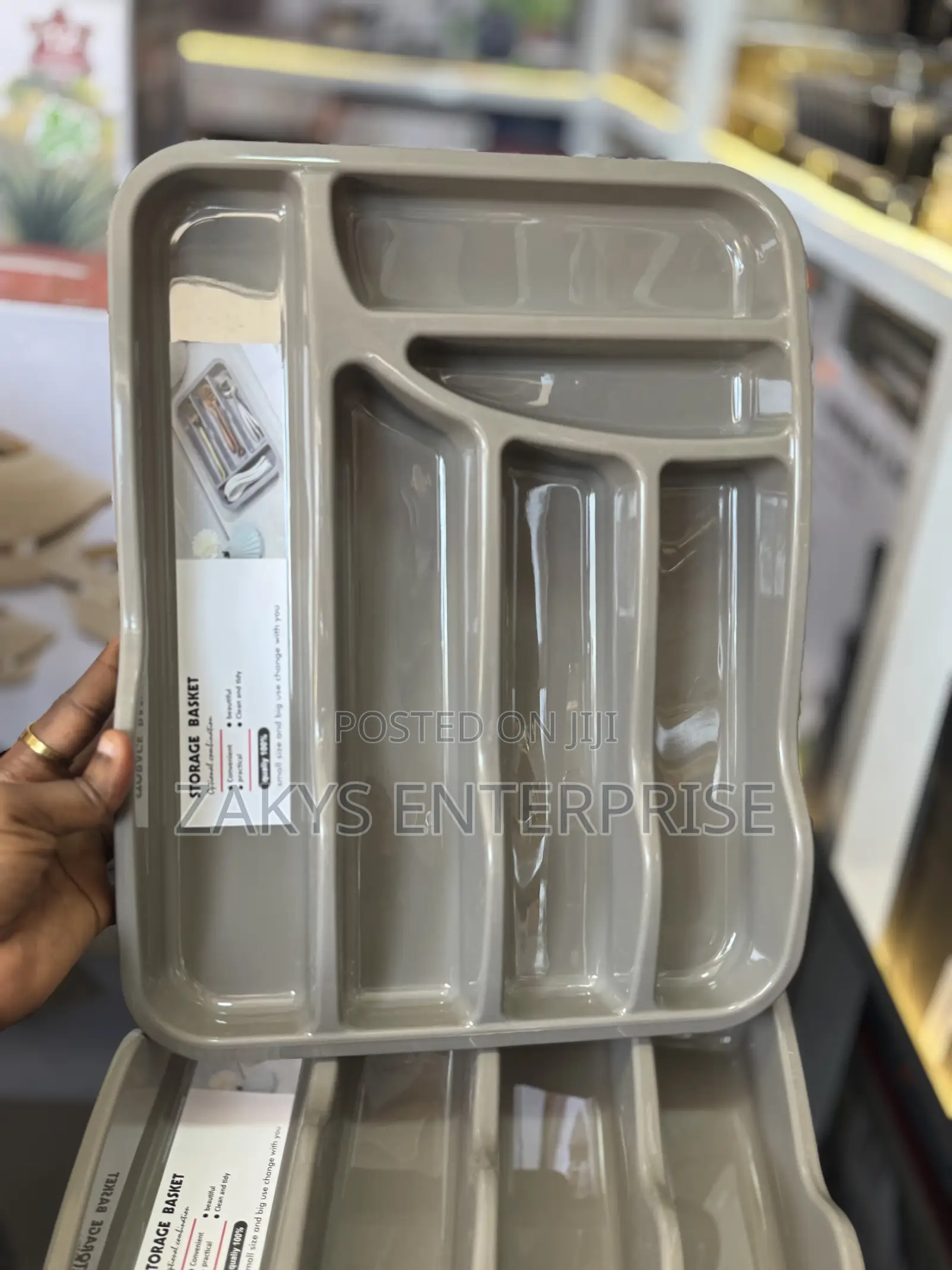 Plastic Cutlery Organizer