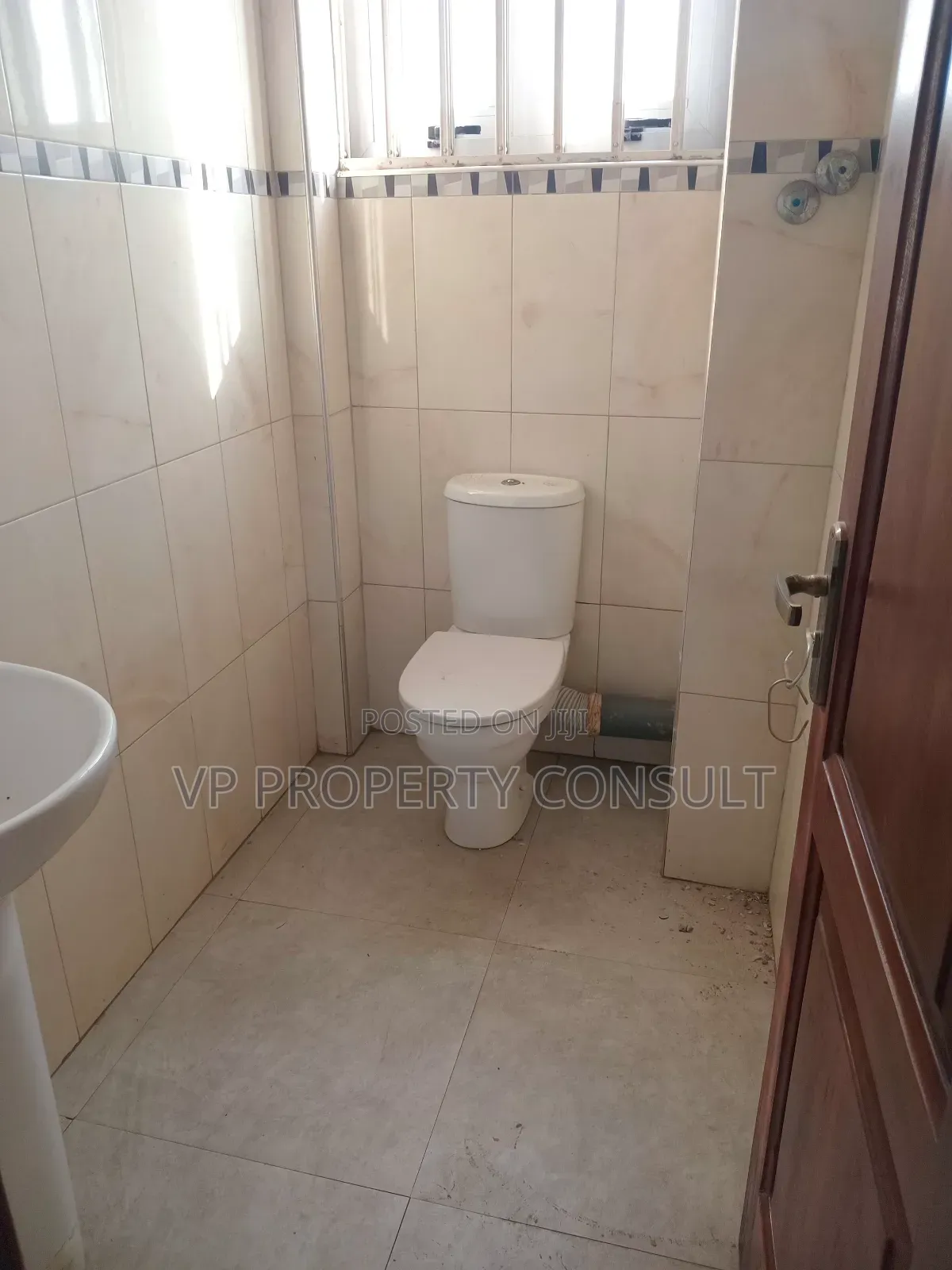Very Spacious Office Space for Rent at Cantonment