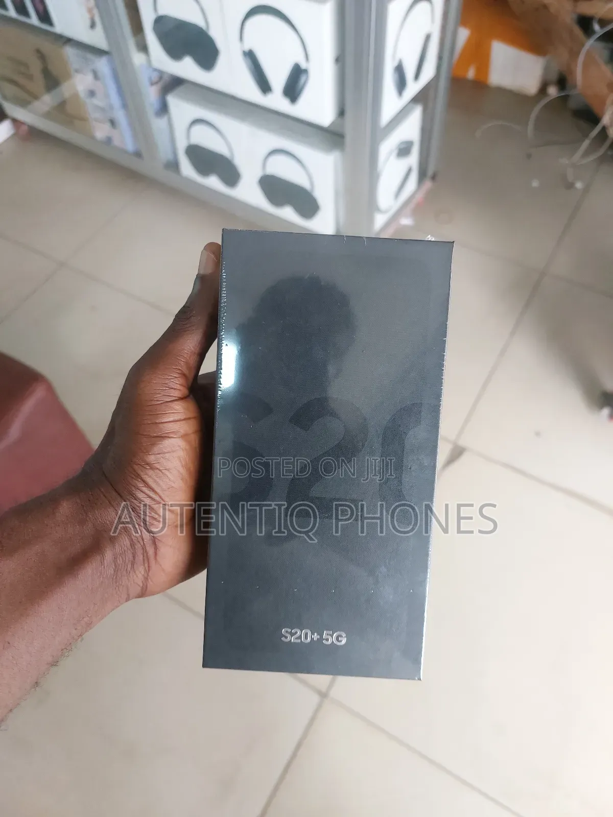 New Samsung Galaxy S20+ 5G 128 GB Black