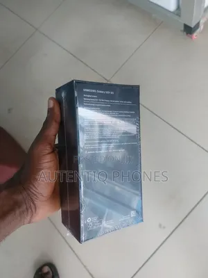 New Samsung Galaxy S20+ 128 GB Black
