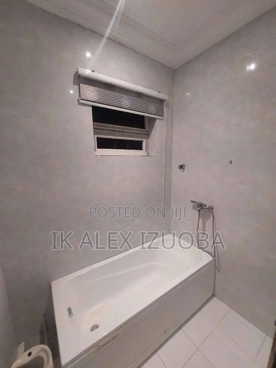 3bdrm Apartment in East Legon, for sale