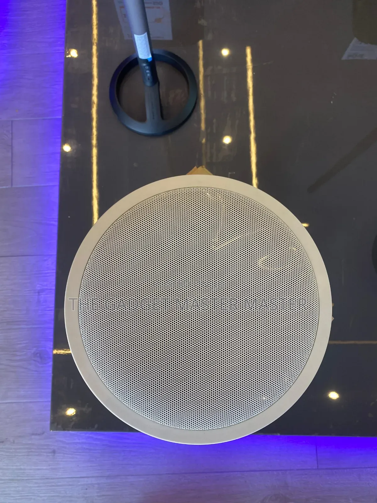 Yamah Ns- Iw560c 2 Way in-Ceiling Speaker