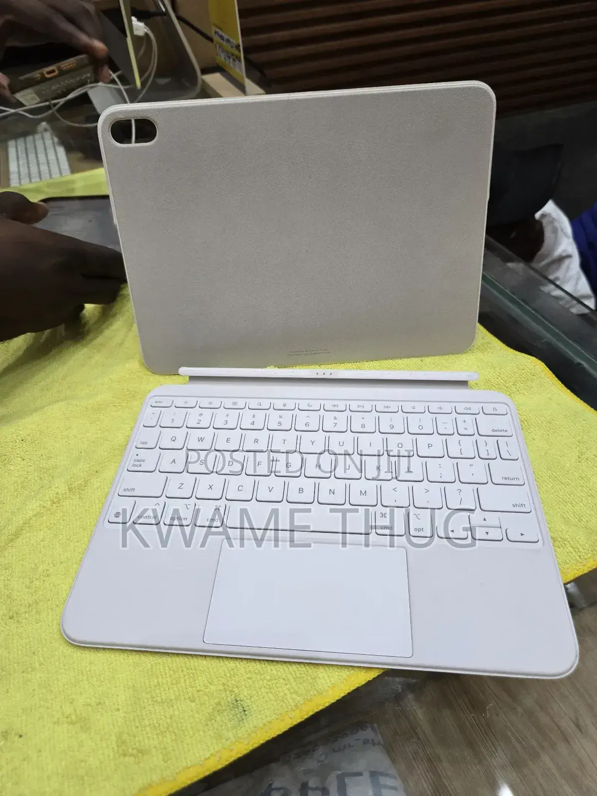 New Apple iPad (2025) 128 GB