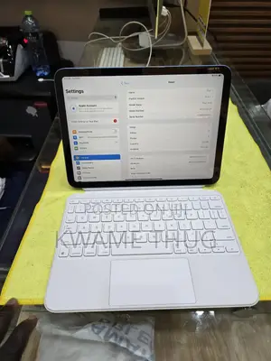 New Apple iPad (2025) 128 GB
