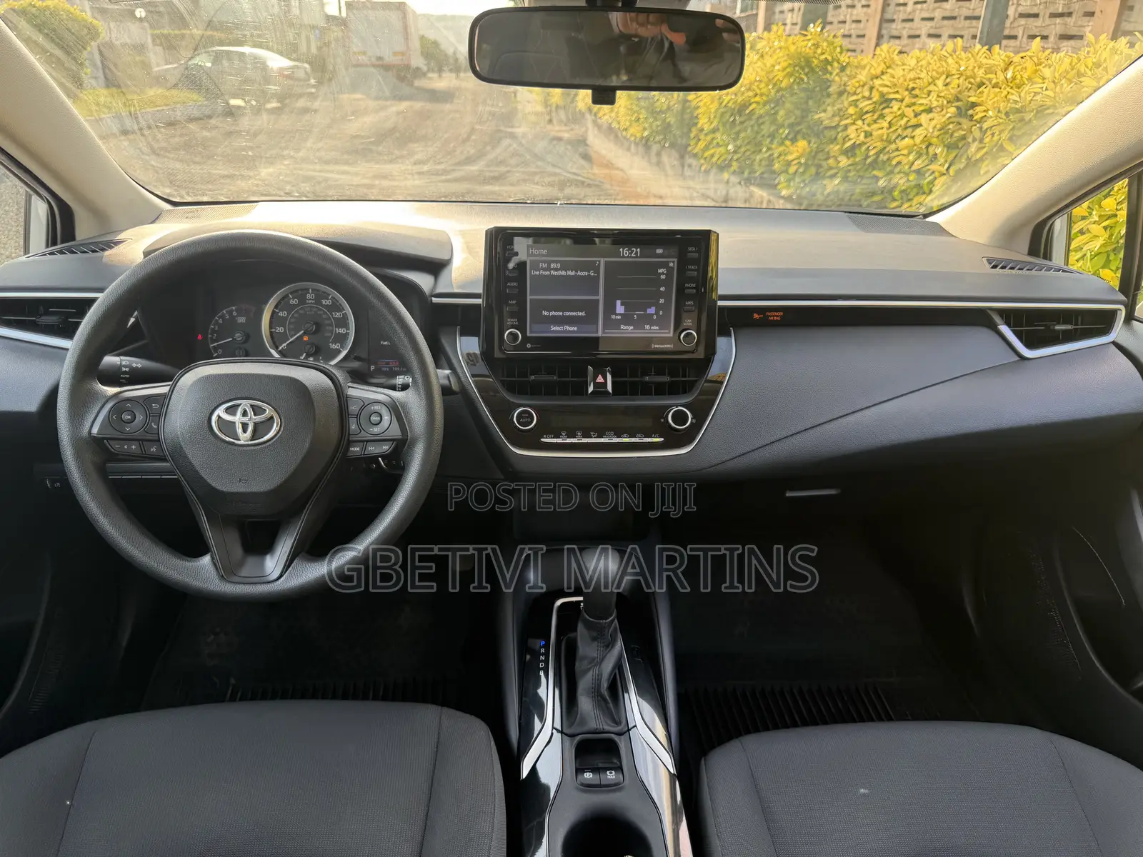 Toyota Corolla 2022 White