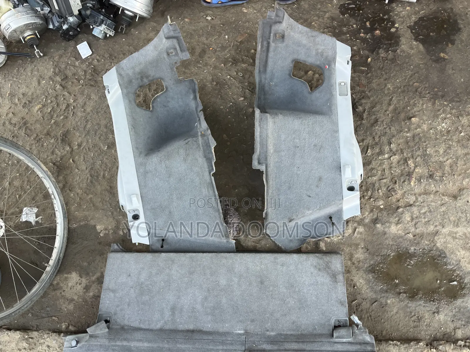2 Generation Prius Boot Linen