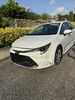 Toyota Corolla 2022 White