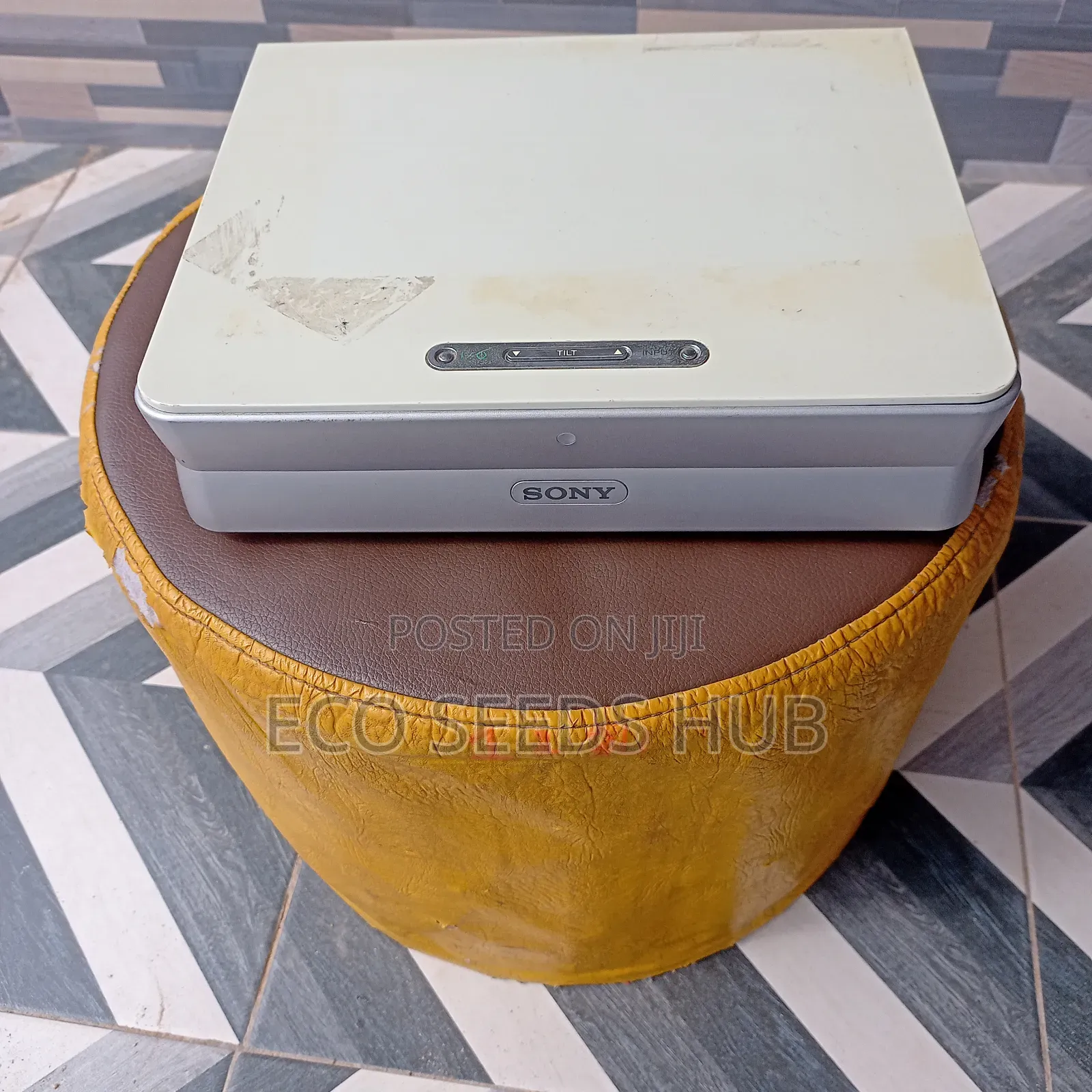 Sony Xga VPL-Cx6 Projector