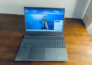 New Laptop Gateway GWNR71517 8GB AMD Ryzen 7 SSD 512GB