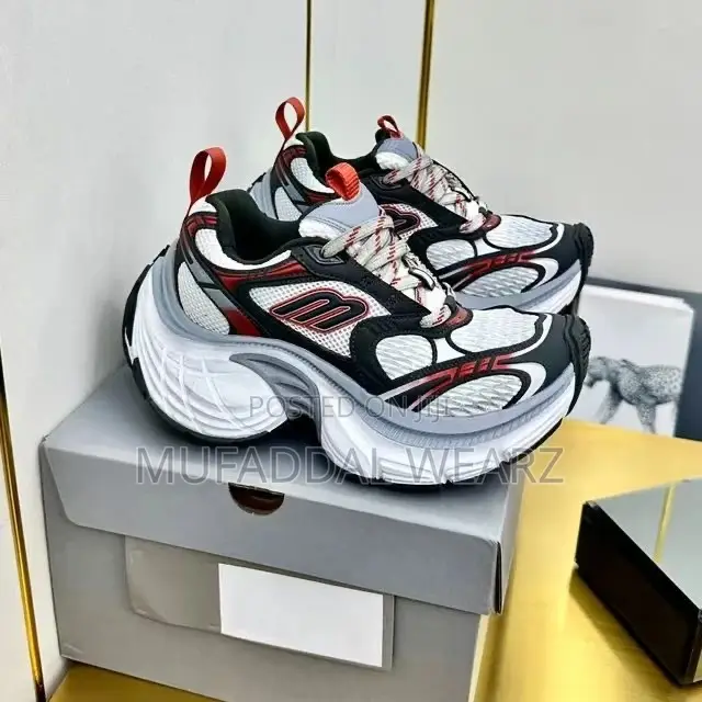 Balenciaga Men’S 10xl Sneakers