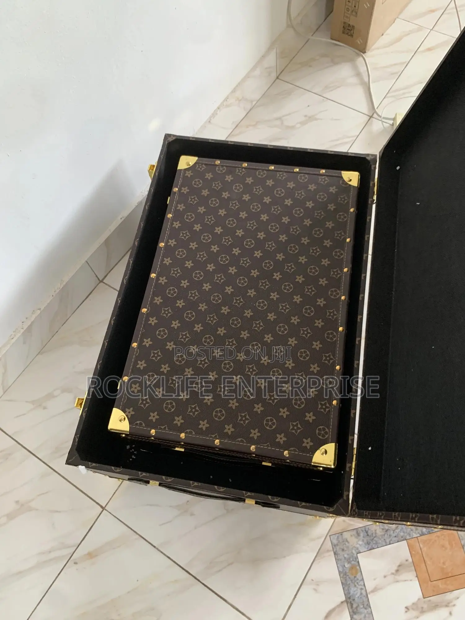 Dowry/Engagement/Luxury Gift Hamper Trunk