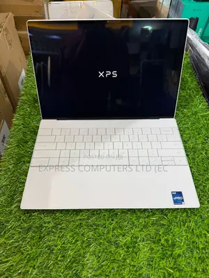 Laptop Dell XPS 13 9320 16GB Intel Core I7 SSD 1T